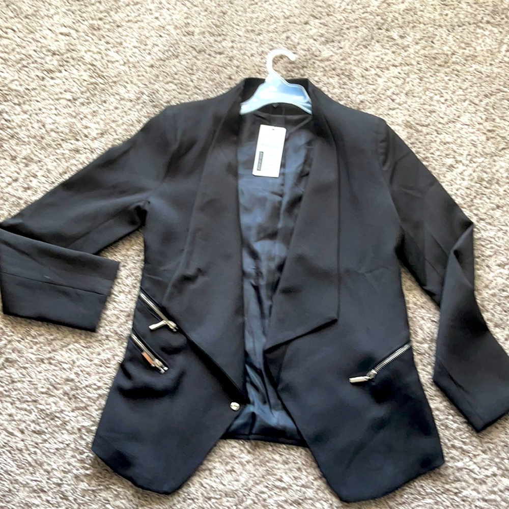 Meaveor Black blazer still with tag